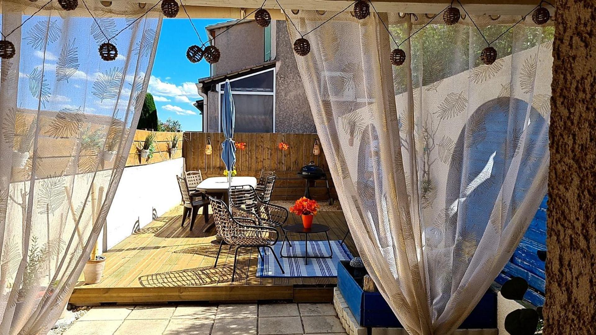 Maison Chaleureuse A Юзес Екстер'єр фото